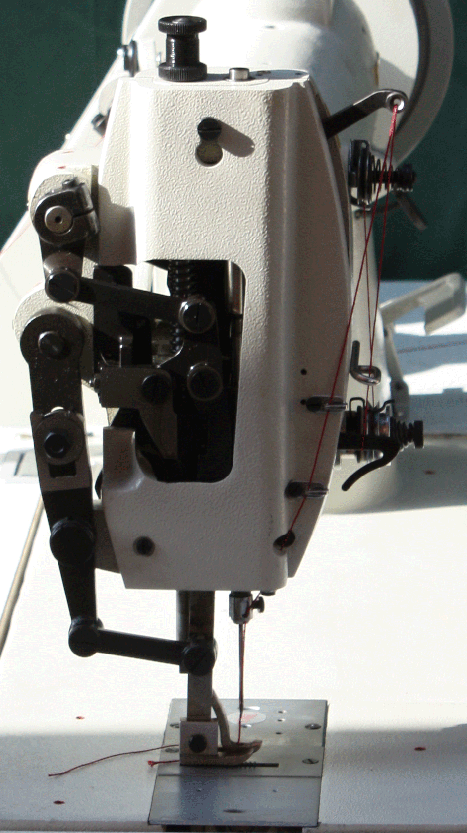 K6 style long arm walking foot sewing machine