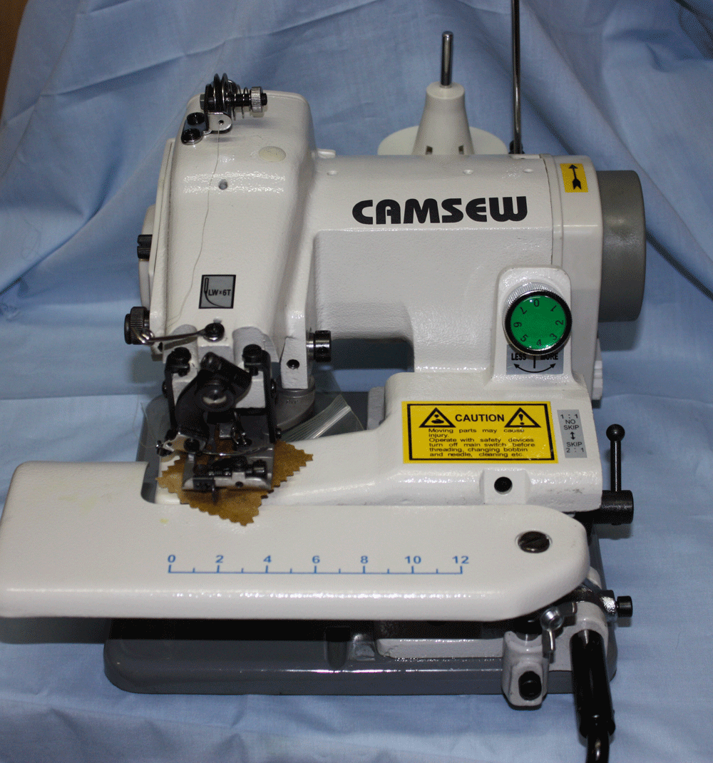 Desktop mini blind hemmer